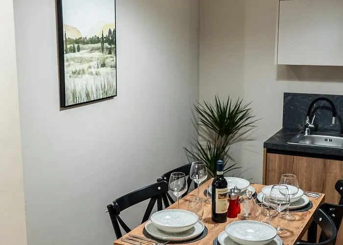 Progarden Luxury 地拉那