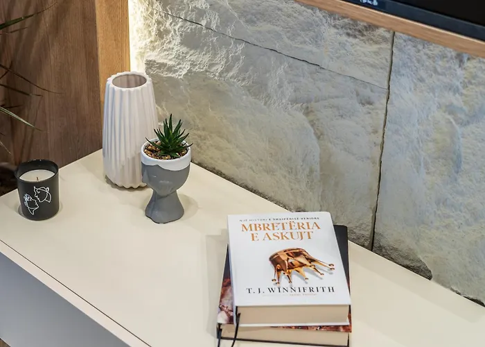 Progarden Luxury * 地拉那