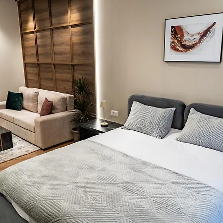 Progarden Luxury Apartment