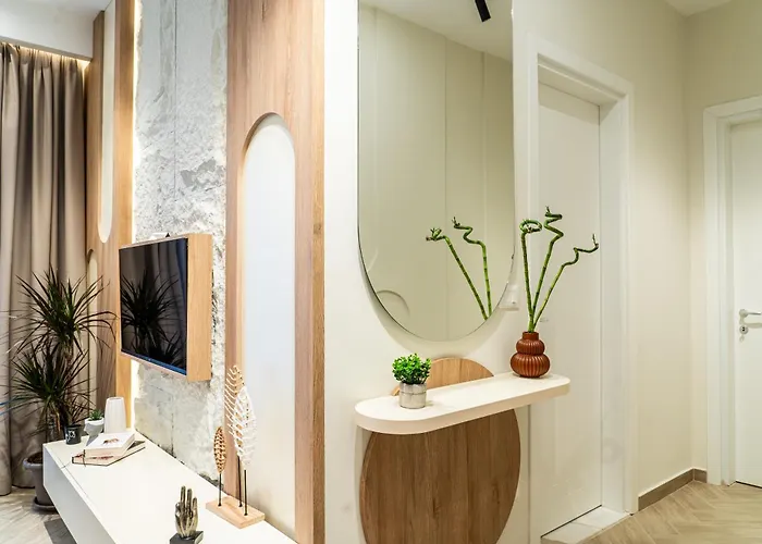 Progarden Luxury * ティラナ